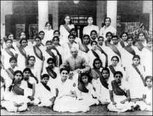 Quaid with a group of Women National Guards at Karachi, 1948